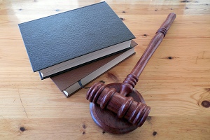 Processos cíveis nos tribunais judiciais de 1.ª instância - 1996 - 2005