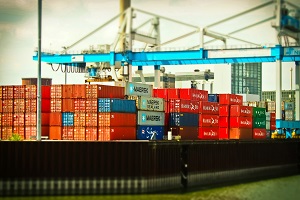 Exportações e importações aumentaram 13,6% e 30,0%, em termos nominais - Março de 2022