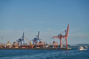 Exports and imports of goods decreased by 1.4% and by 11.6% respectively, in nominal terms