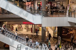 Consumer confidence and economic climate indicators increase