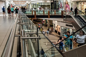Consumer confidence and economic climate indicators decrease