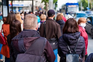 População residente em Portugal aumenta em resultado de um crescimento migratório positivo