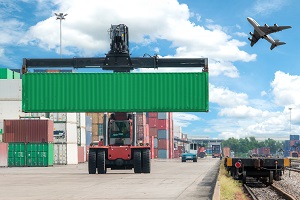 Exportações e importações aumentaram 11,7% e 8,4%, respetivamente
