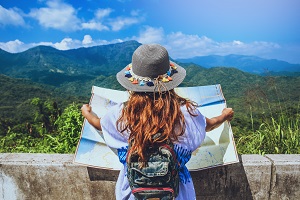 Tourist activity maintained growth trajectory, but again showed signs of slowing down