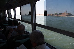 Transporte de passageiros manteve desaceleração no 3º trimestre de 2024, exceto no transporte fluvial