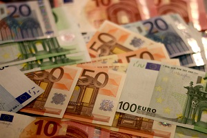 Produto Interno Bruto em volume cresceu 1,9% em termos homólogos e 0,9% em cadeia. Em 2025 o PIB aumentou 1,9%
